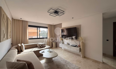 Appartement À Vendre: 2 Chambres, Sécurisé à Mers Sultan