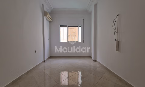 Appartement à Ksar el-Kebir : 2 Chambres et Balcon Charmant