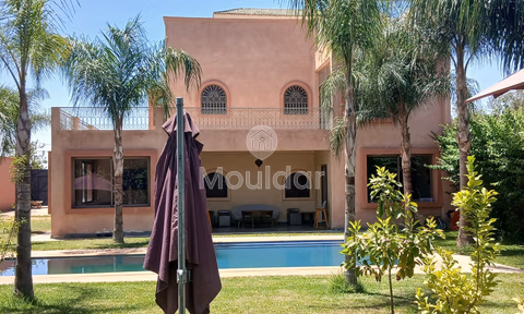 Villa de Luxe à Marrakech : Confort, Piscine et Jardin