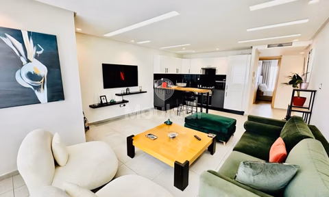 Appartement 2 Chambres à Louer à Casablanca - Riviera avec Garage