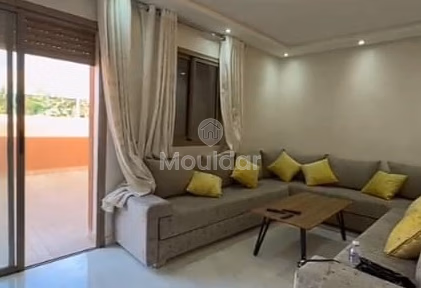 شقة تحتوي على 3 غرف نوم مع تراس للبيع في غليز