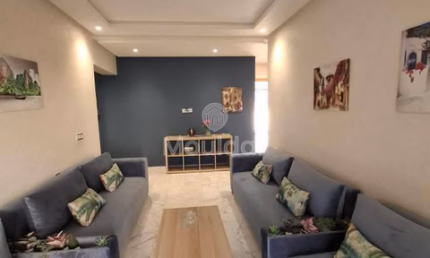 Appartement à Louer à Martil: 2 Chambres, Balcon et Sécurité