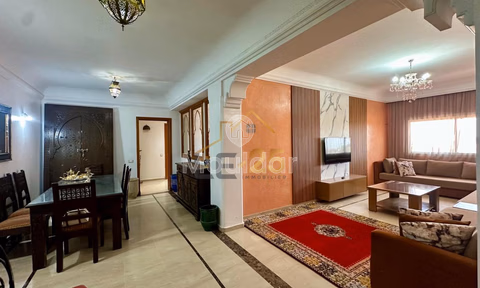 Apartement à Louer à Marrakech: 3 Chambres, Balcon & Sécurité