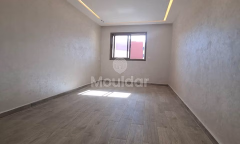 For Sale: 2 Bedroom Apartment in Martil with Balcony and Elevator