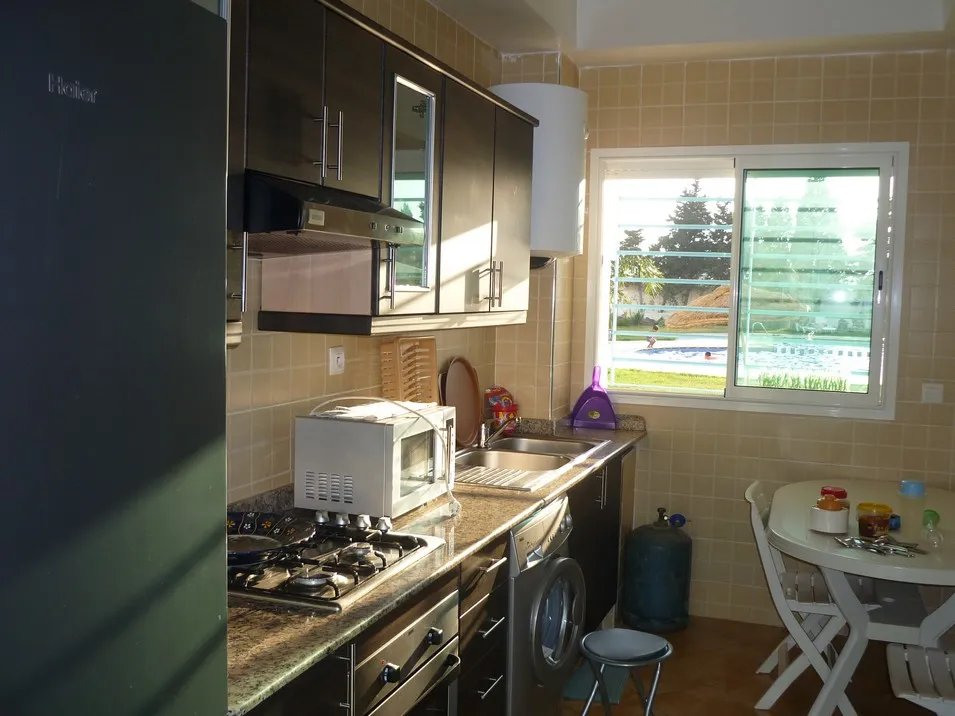 Apartment for rent on the ground floor - Photo 2