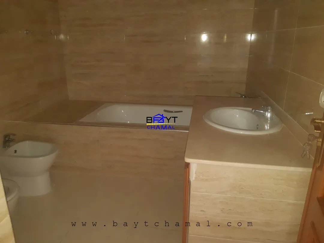 Élégant Appartement à Louer à Tanger - 3 Chambres Spacieuses - Photo 6