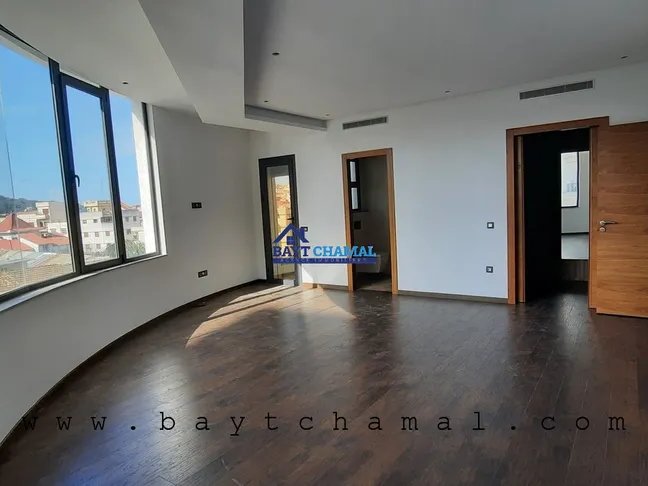 شقة واسعة للبيع في الجمعة في طنجة - الأيبيرية، 175 متر مربع - Photo 1