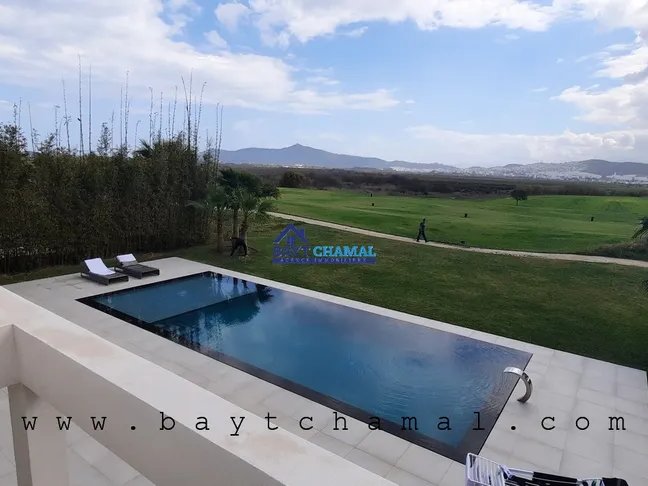 Villa Luxe à Marina Smir : 5 Chambres, Espace Éblouissant - Photo 12