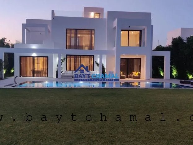 Villa Luxe à Marina Smir : 5 Chambres, Espace Éblouissant - Photo 21