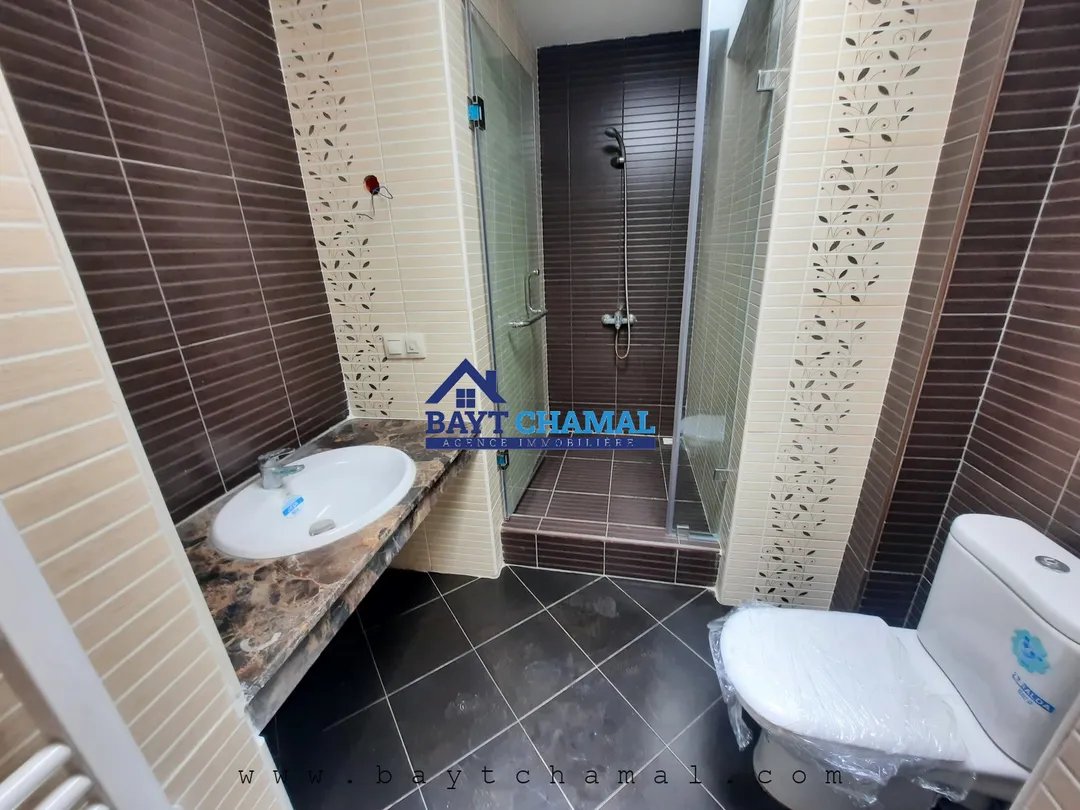 Spacious Villa for Sale in Tangier - Boubana: 4 Bedrooms - Photo 17