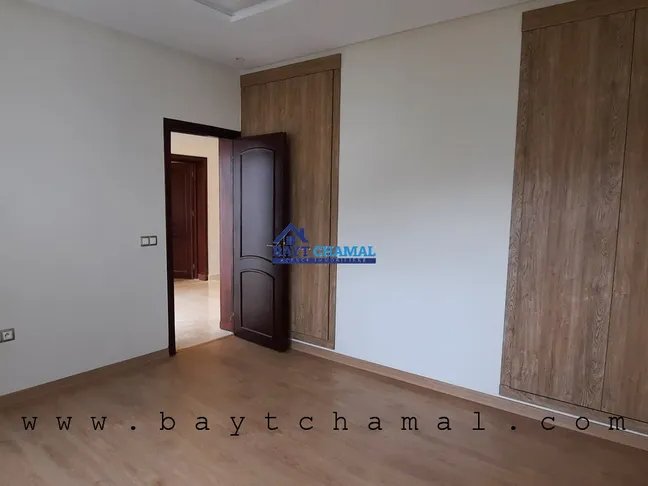 Spacious Villa for Sale in Tangier - Boubana: 4 Bedrooms - Photo 8