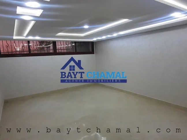 Villa for Sale in Tangier - Boubana: Space and Elegance - Photo 4