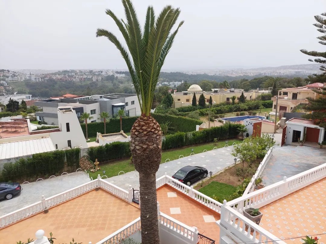Villa de Luxe à Louer à Tanger - 4 Chambres Spacieuses - Photo 1