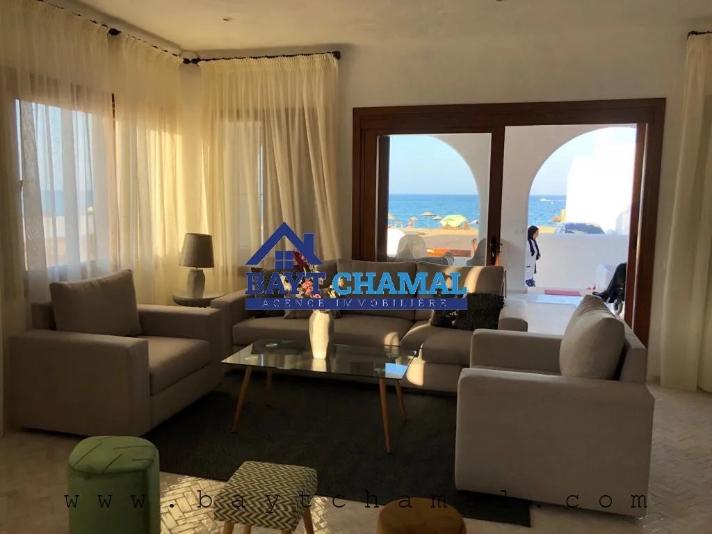 فيلا للإيجار - Photo 2