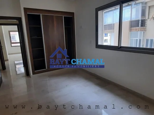 Apartment for Sale in Tangier: 90m² of Urban Charm - Photo 5