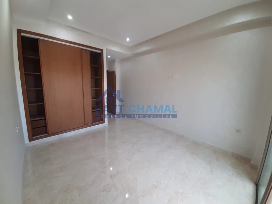 شقة للبيع في طنجة - إيبيرية: 128م² من السحر - Photo 2