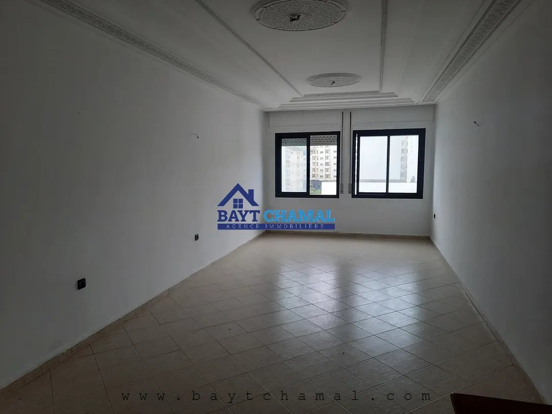Apartment for Sale in Tangier: 2 Bedrooms, 114m² of Charm - Photo 1