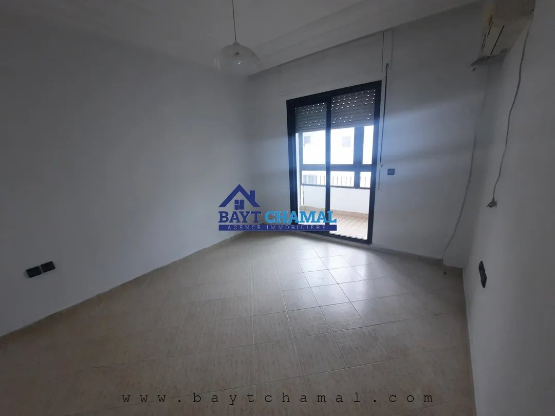 Apartment for Sale in Tangier: 2 Bedrooms, 114m² of Charm - Photo 7