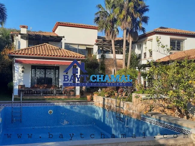 Superbe Villa à Vendre à Tanger - Espace et Élégance - Photo 1