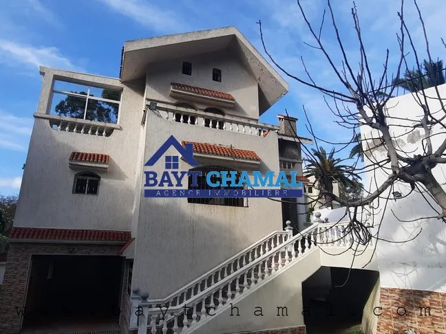 فيلا فاخرة للبيع في طنجة - 9 غرف نوم، 600م² - Photo 1