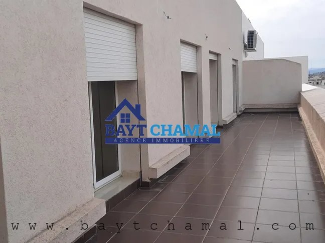 شقة رائعة للبيع في طنجة - 3 غرف نوم فسيحة - Photo 2