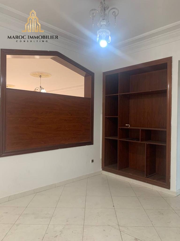 Apartment for rent with terrace - Photo 3