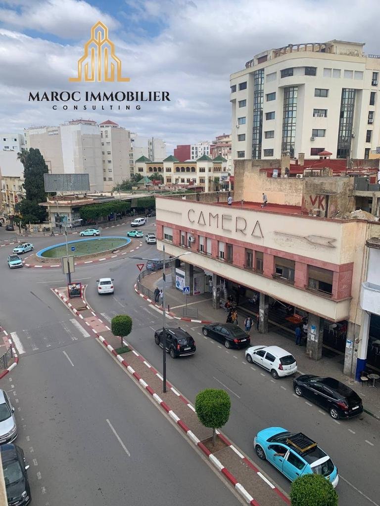 Apartment for rent with terrace - Photo 1