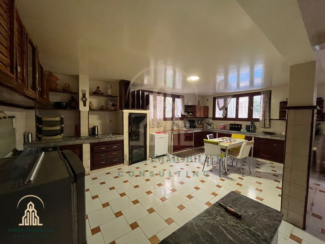 Villa for rent with swimming pool and three floors - Photo 7