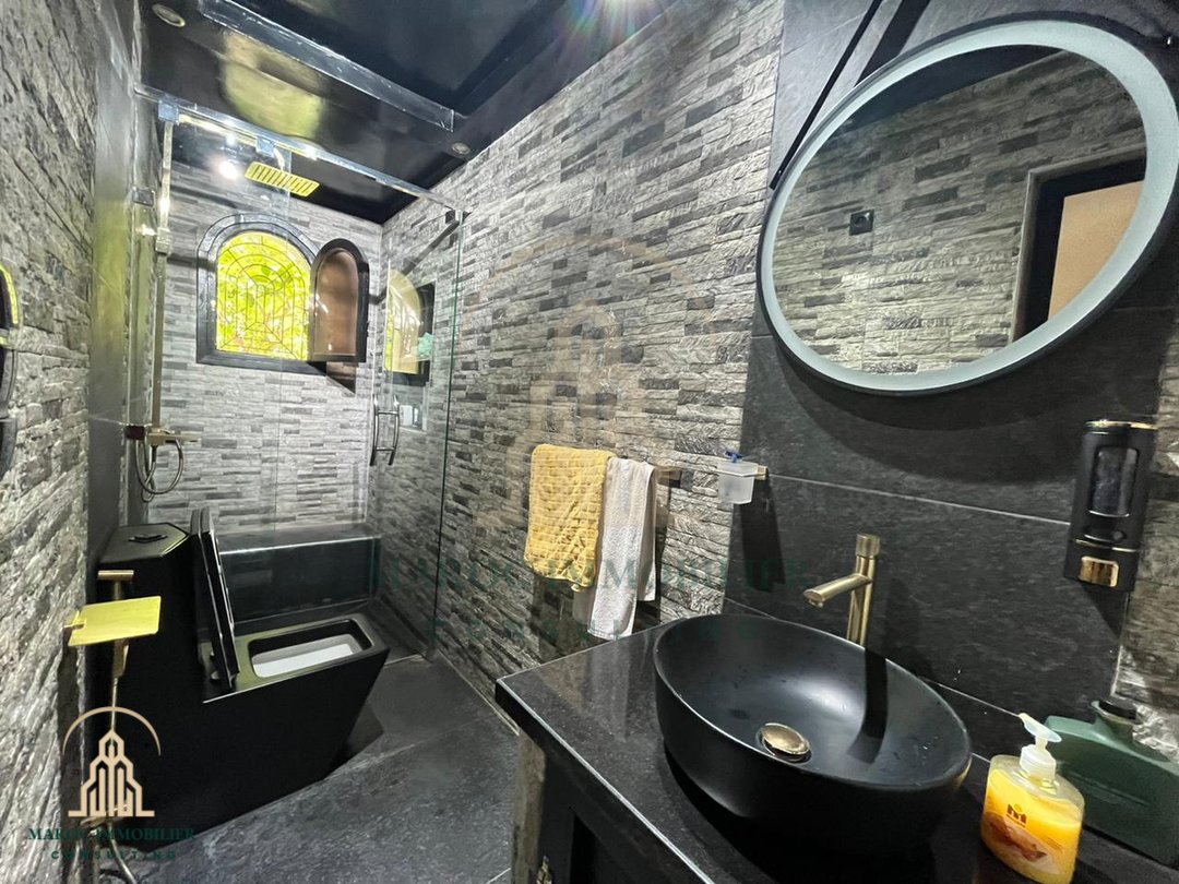 Villa for rent with swimming pool and three floors - Photo 16