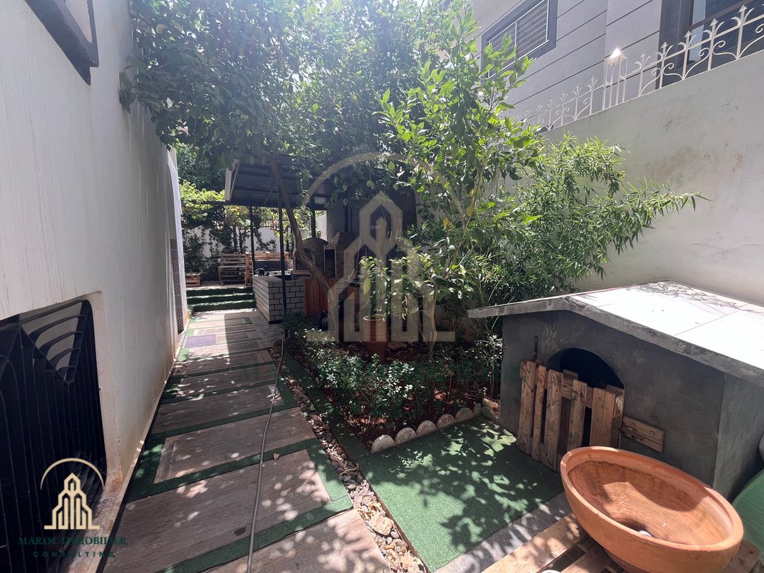 Villa for rent with swimming pool and three floors - Photo 20