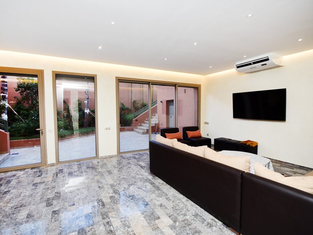 فيلا للبيع مع مسبح - Photo 20