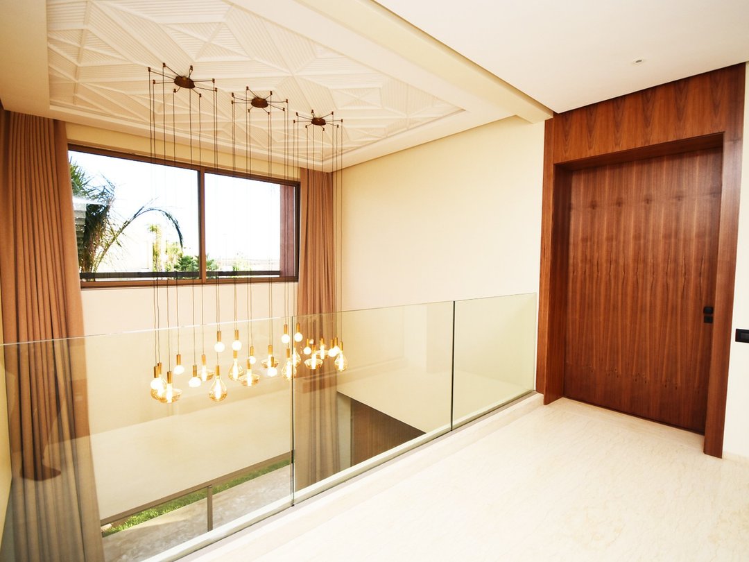 فيلا للبيع مع مسبح - Photo 26