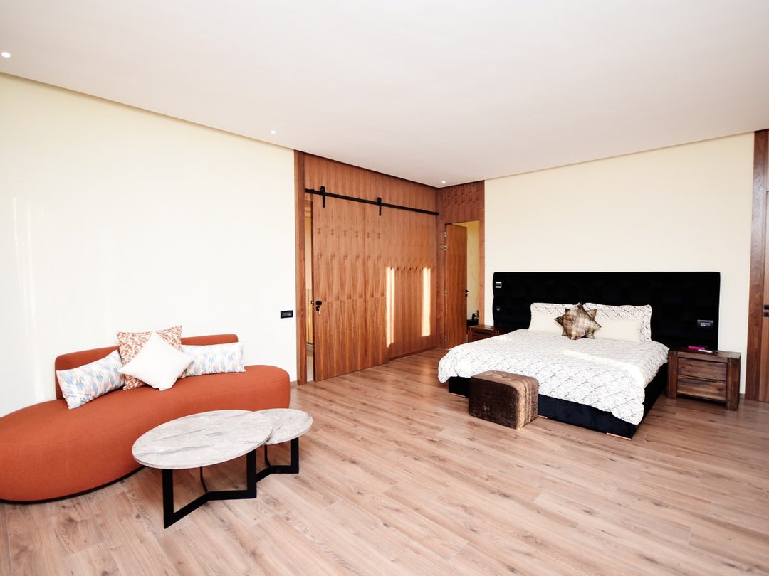 فيلا للبيع مع مسبح - Photo 13