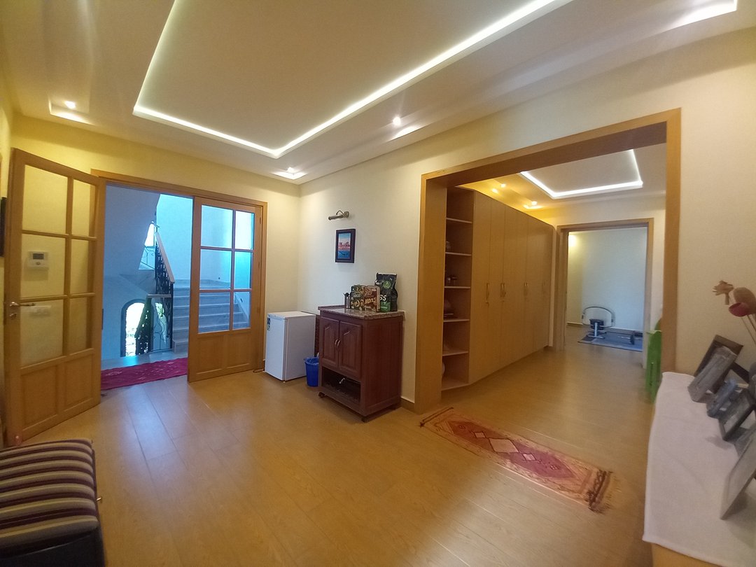 فيلا للبيع مع مسبح - Photo 12