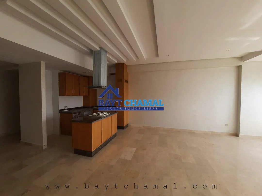 Appartement à Louer à Tanger - Marchan : Espace de Vie Idéal - Photo 6