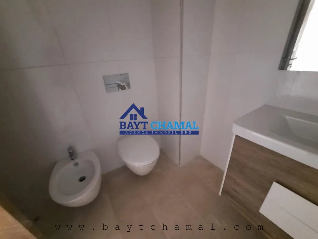 Appartement à Louer à Tanger - Marchan : Espace de Vie Idéal - Photo 4