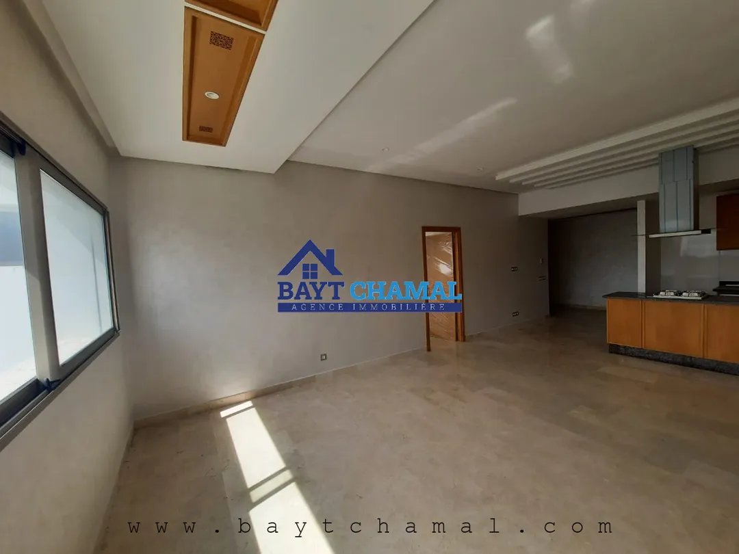 Appartement à Louer à Tanger - Marchan : Espace de Vie Idéal - Photo 2