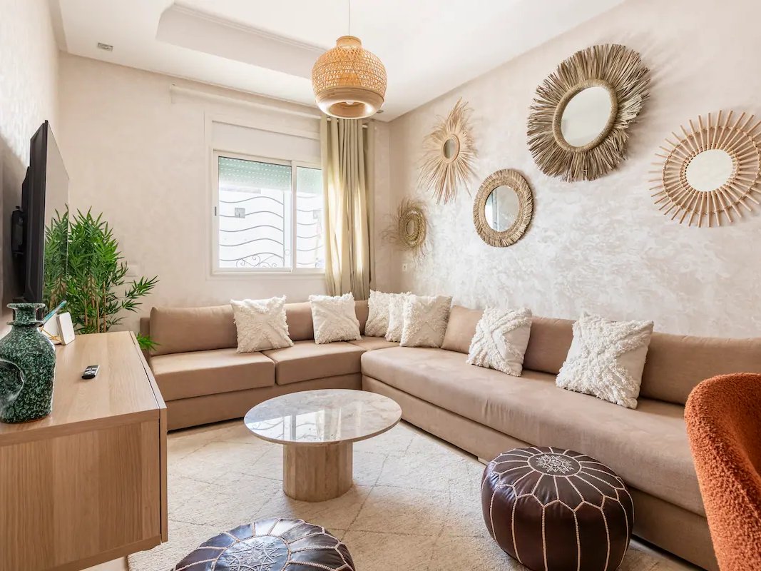 Apartment for rent with balcony - Photo 1