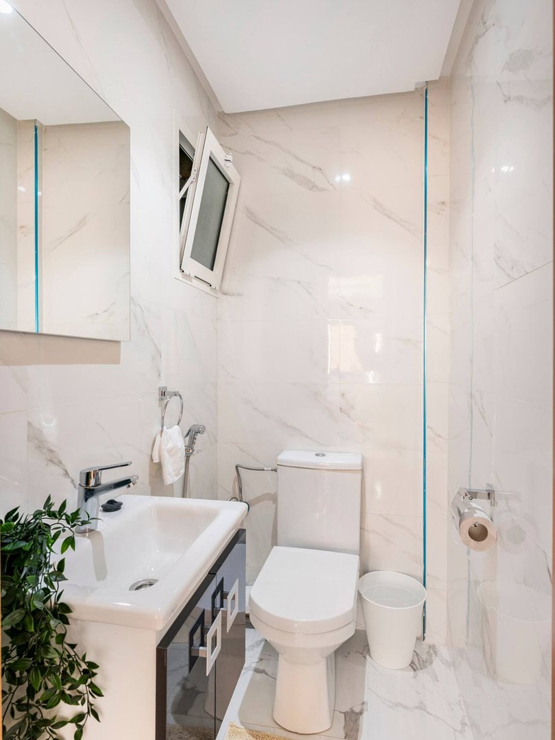 شقة للإيجار مع موقف سيارات في الطابق الأرضي - Photo 18