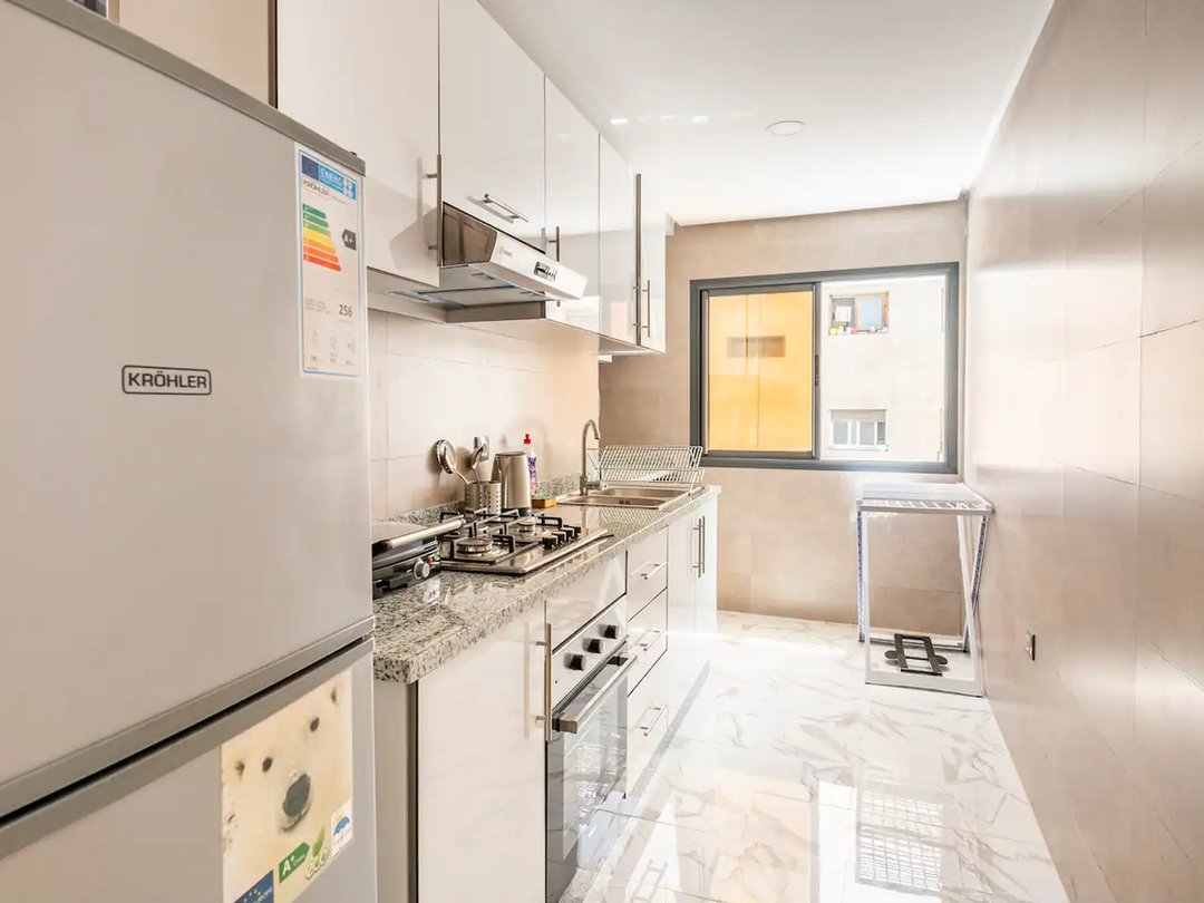 شقة للإيجار مع موقف سيارات في الطابق الأرضي - Photo 8