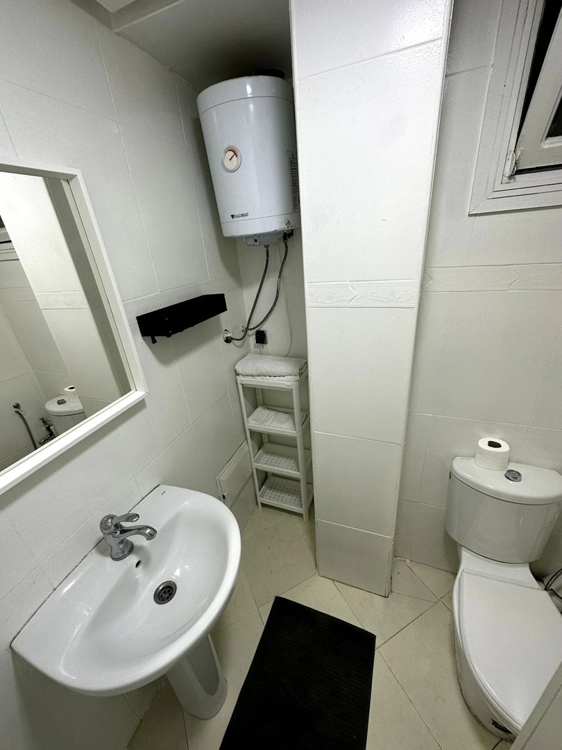 شقة للإيجار مع موقف سيارات في الطابق الأرضي - Photo 4