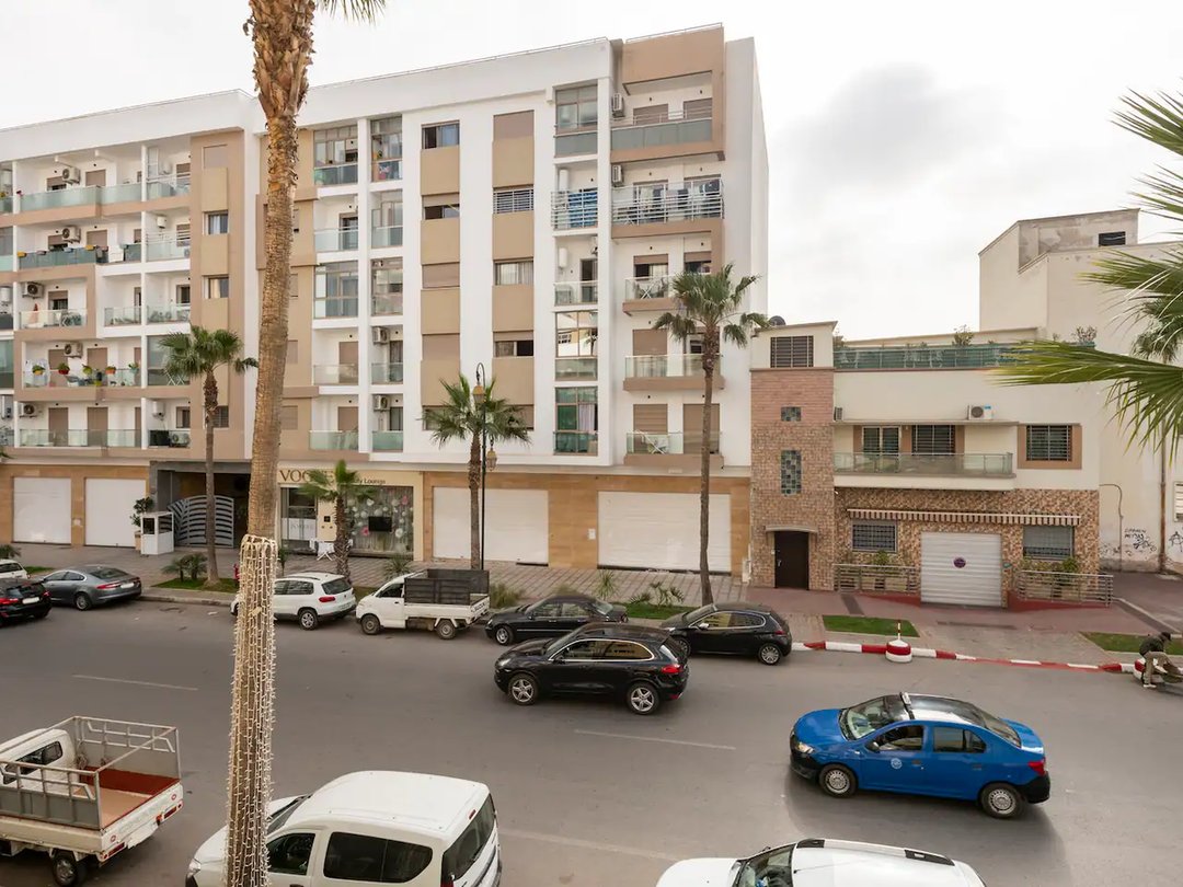 شقة للإيجار مع موقف سيارات في الطابق الأرضي - Photo 6