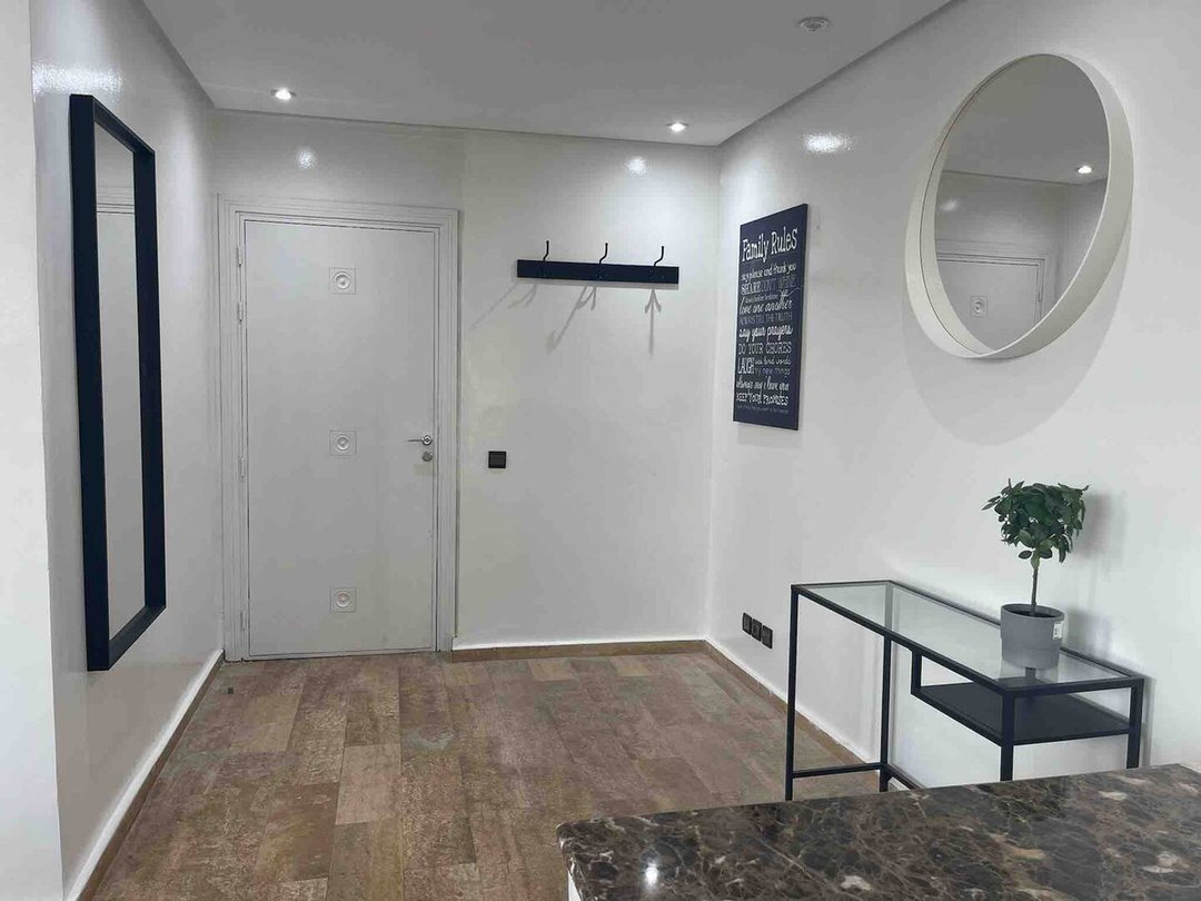 شقة للإيجار مع موقف سيارات في الطابق الأرضي - Photo 23