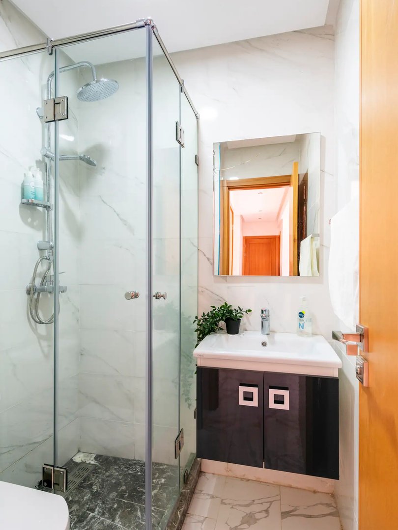 شقة للإيجار مع موقف سيارات في الطابق الأرضي - Photo 14