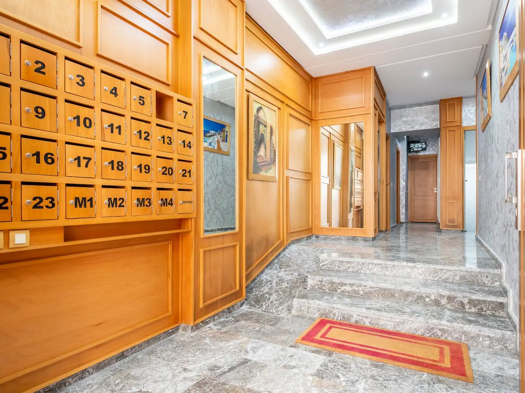 شقة للإيجار مع موقف سيارات في الطابق الأرضي - Photo 10