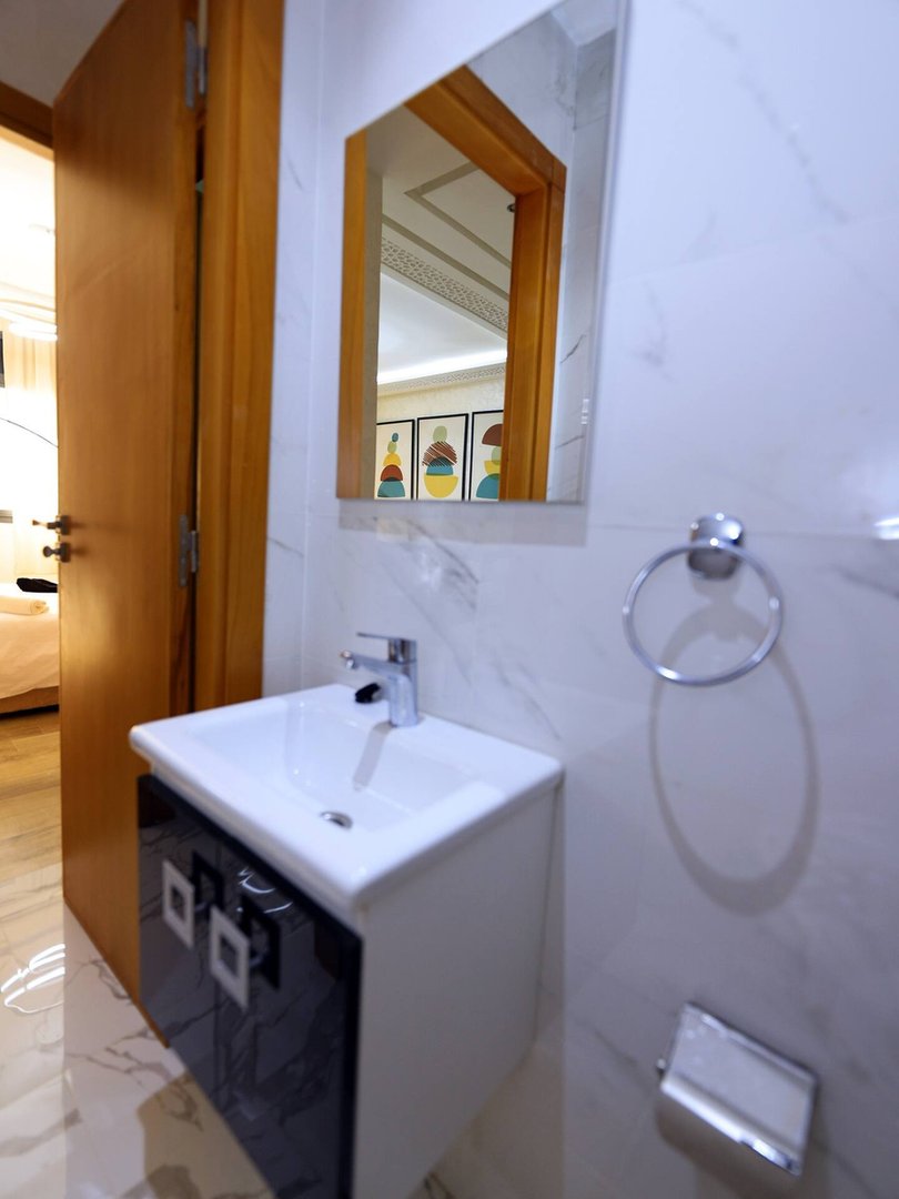 شقة للإيجار مع موقف سيارات في الطابق الرابع - Photo 12