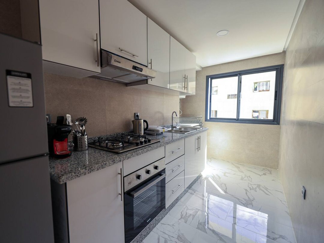 شقة للإيجار مع موقف سيارات في الطابق الرابع - Photo 13