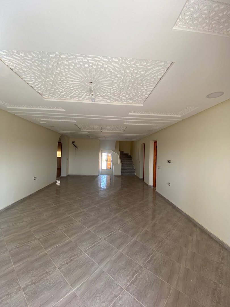 فيلا للبيع في الصويرة - لحرطة، 4 غرف نوم، مسبح. - Photo 17