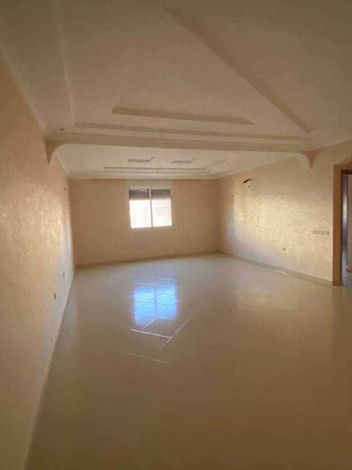 شقة جديدة للبيع مع تراس في الطابق الثاني - Photo 15