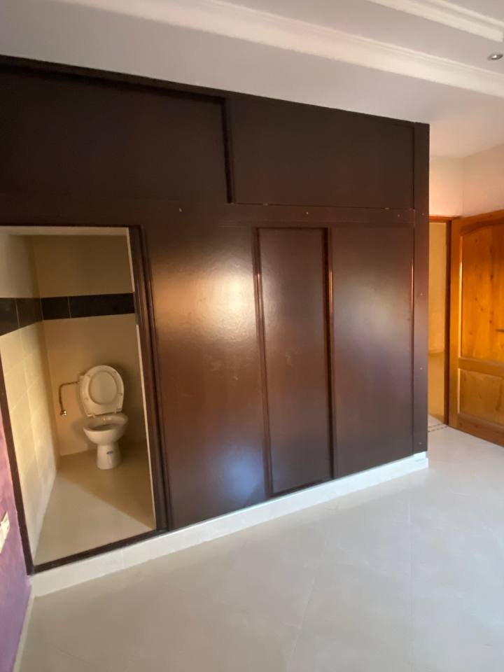 شقة جديدة للبيع مع تراس في الطابق الثاني - Photo 21